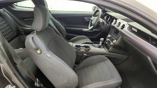 2016 Ford Mustang 2dr Fastback EcoBoost - 23056734 - 20
