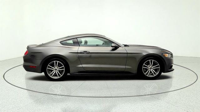 2016 Ford Mustang 2dr Fastback EcoBoost - 23056734 - 3