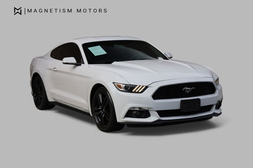 2016 Ford Mustang EcoBoost Premium photo 4