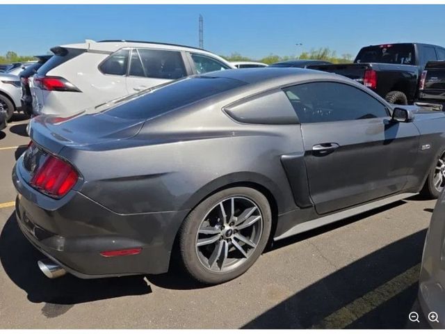 2016 Ford Mustang GT Coupe's photo
