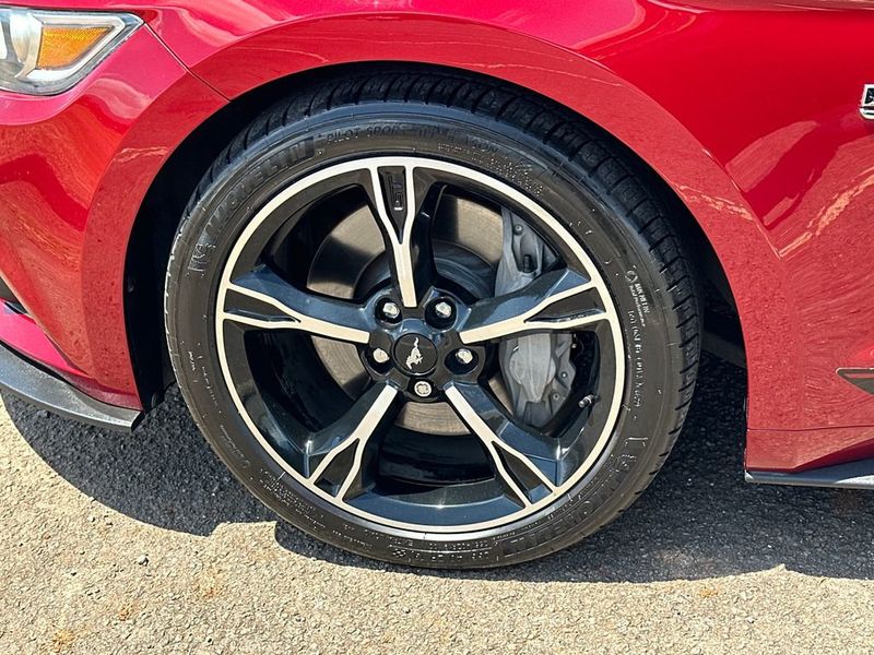 2016 Ford Mustang 2dr Fastback GT Premium - 23060653 - 11