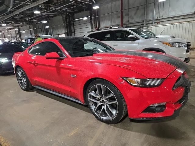 2016 Ford Mustang 2dr Fastback GT Premium - 22996023 - 4
