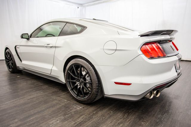 2016 Ford Mustang 2dr Fastback Shelby GT350 - 22402781 - 26