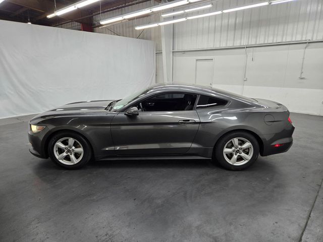 2016 Ford Mustang 2dr Fastback V6 - 22769354 - 1