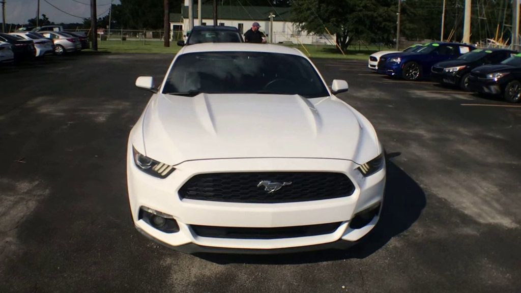 2016 Ford Mustang V6 photo 3