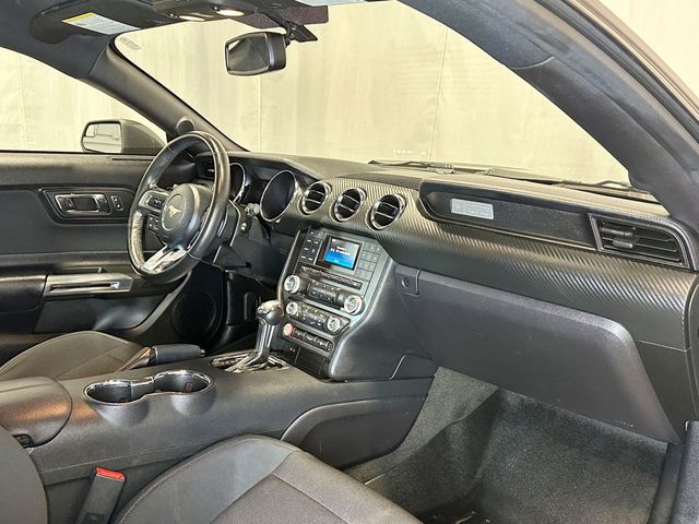 2016 Ford Mustang 2dr Fastback V6 - 23057558 - 19