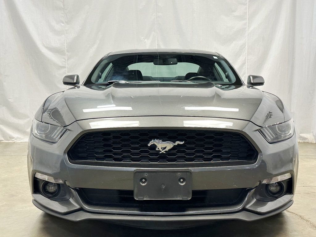 2016 Ford Mustang 2dr Fastback V6 - 23057558 - 4