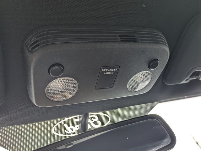 2016 Ford Mustang 2dr Fastback V6 - 22953908 - 19