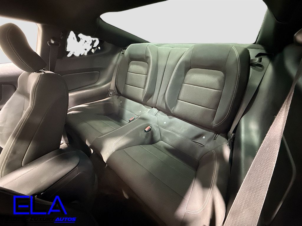 2016 Ford Mustang 2dr Fastback V6 - 22959577 - 23