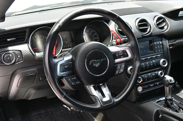 2016 Ford Mustang Fastback - 23064052 - 11