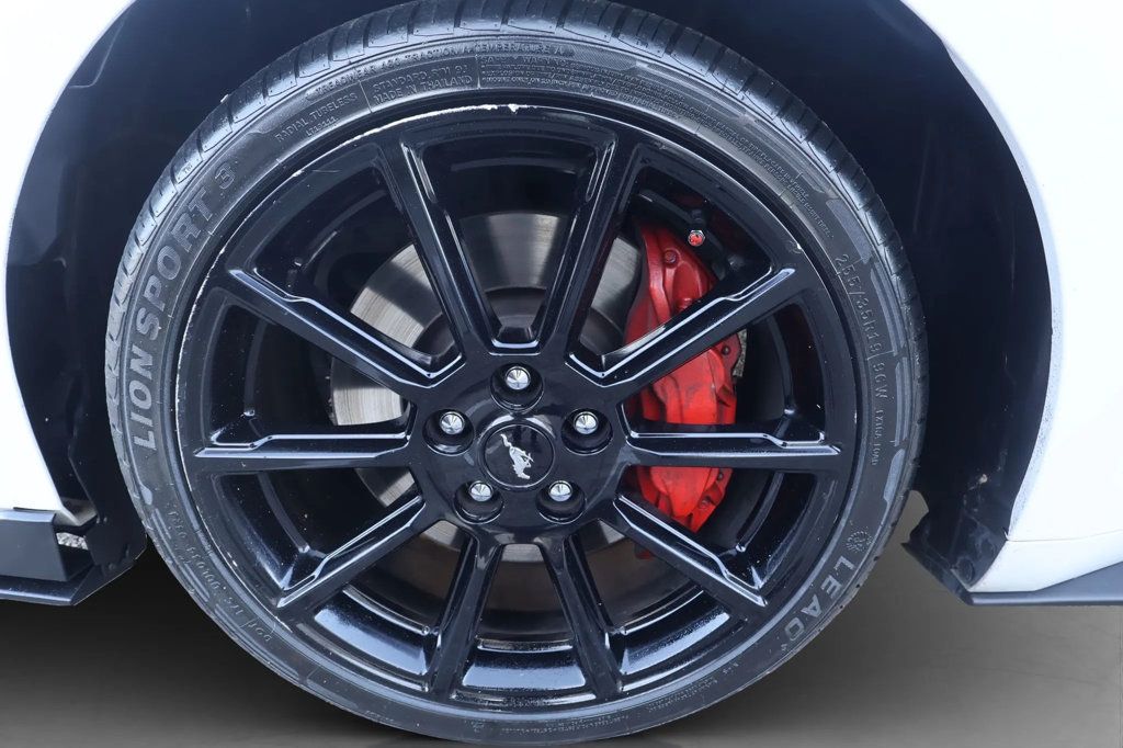 2016 Ford Mustang FASTBACK GT, AUTO TRANS, SPOILER, CF TRIM, BLUETOOTH, BACKUP CAM - 22957996 - 28