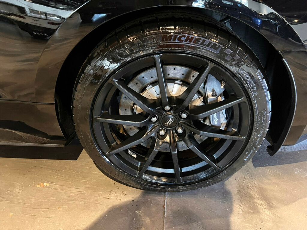 2016 Ford Mustang GT350/TechnologyPkg/Htd&CldSeats/DualZoneClimate/ActiveExhaust - 22980441 - 10