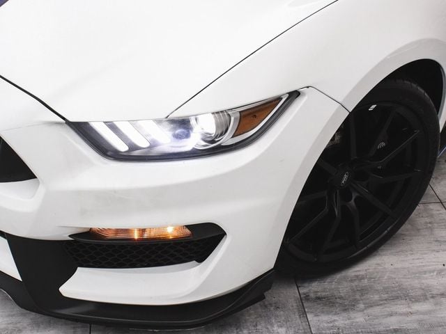 2016 Ford Mustang Shelby GT350 - 22877667 - 37