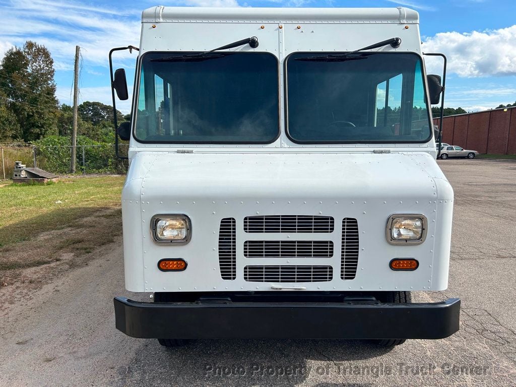 2016 Ford STEP VAN JUST 17k miles!  - 22600517 - 1