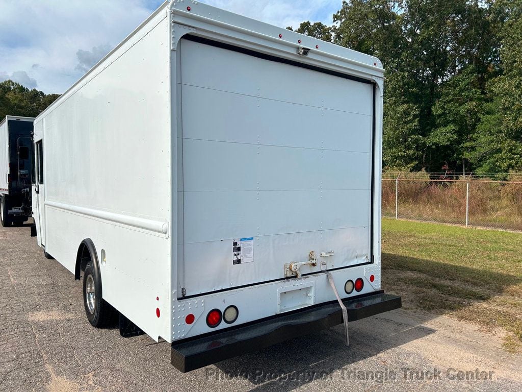 2016 Ford STEP VAN JUST 17k miles!  - 22600517 - 4