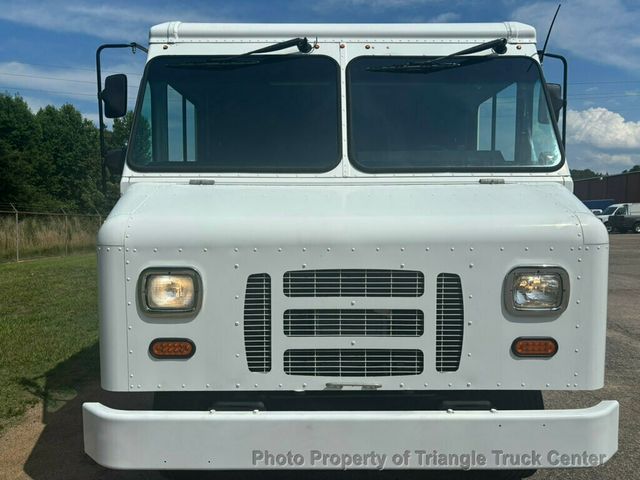 2016 Ford STEPVAN JUST 2k MILES!  - 23041584 - 1