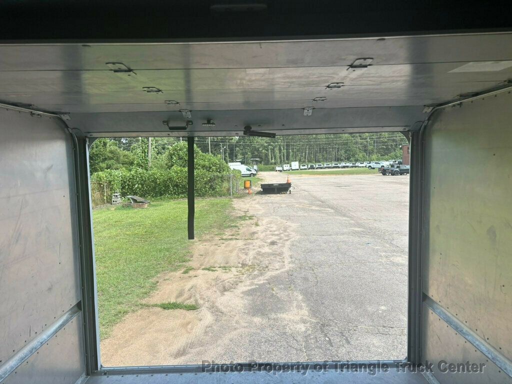 2016 Ford STEPVAN JUST 2k MILES!  - 23041584 - 7