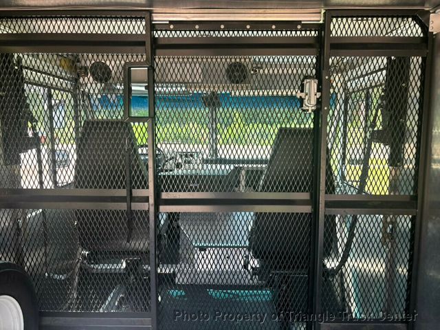 2016 Ford STEPVAN JUST 2k MILES!  - 23041584 - 8