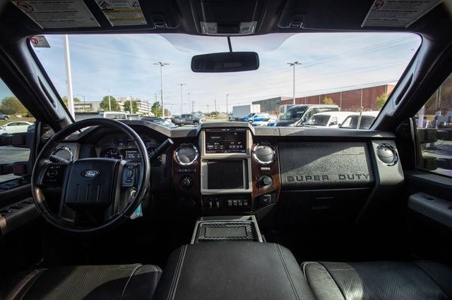 2016 Ford Super Duty F-250 SRW 4WD Crew Cab 156" Lariat - 22998949 - 11