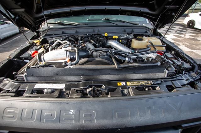 2016 Ford Super Duty F-250 SRW 4WD Crew Cab 156" Lariat - 22998949 - 12