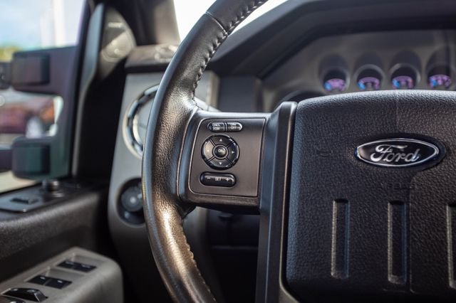 2016 Ford Super Duty F-250 SRW 4WD Crew Cab 156" Lariat - 22998949 - 47