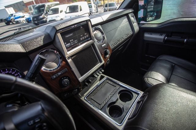 2016 Ford Super Duty F-250 SRW 4WD Crew Cab 156" Lariat - 22998949 - 49