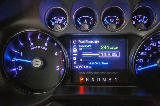 2016 Ford Super Duty F-250 SRW 4WD Crew Cab 156" Platinum - 22968129 - 8