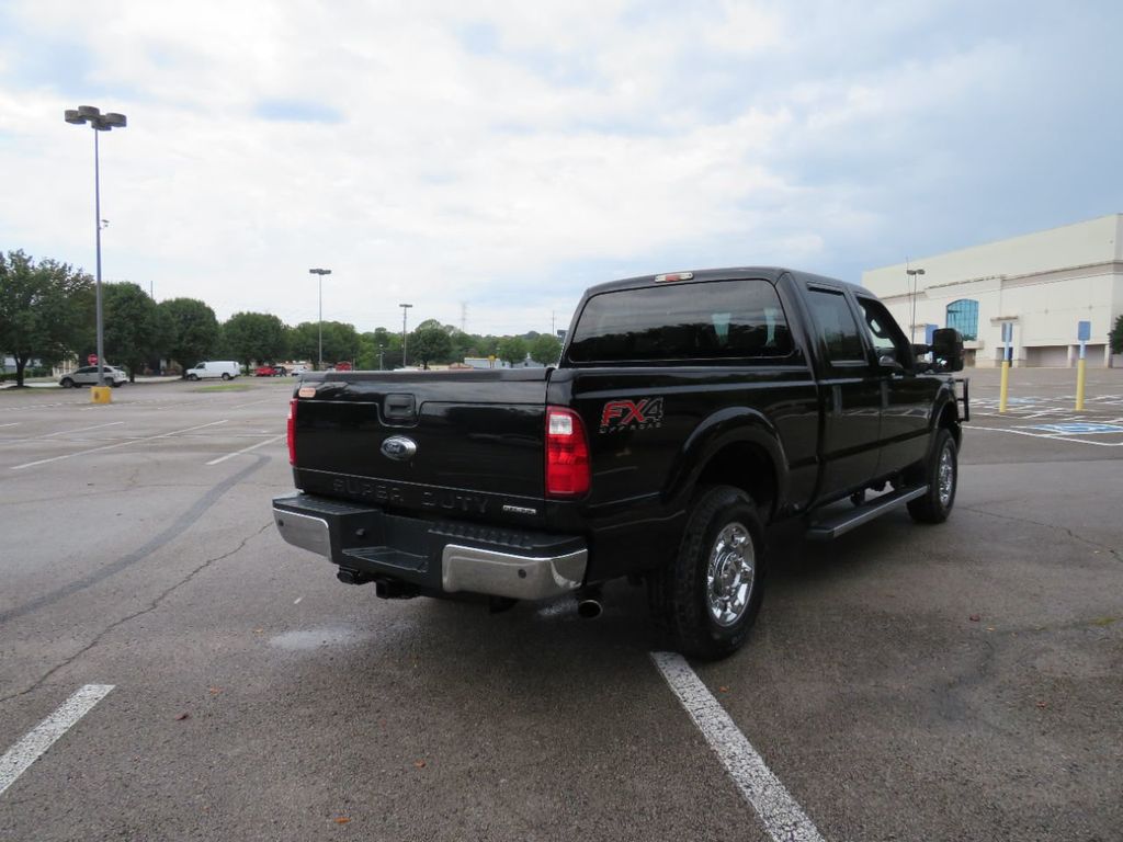 2016 Ford Super Duty F-250 SRW 4WD Crew Cab 156" XLT - 22083299 - 3