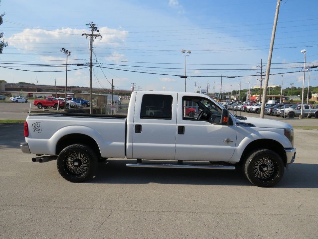 2016 Ford Super Duty F-250 SRW 4WD Crew Cab 156" XLT - 22115761 - 3