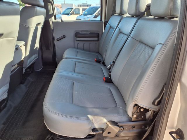 2016 Ford Super Duty F-250 SRW Crew Cab 8' Utility Truck - 23097654 - 13