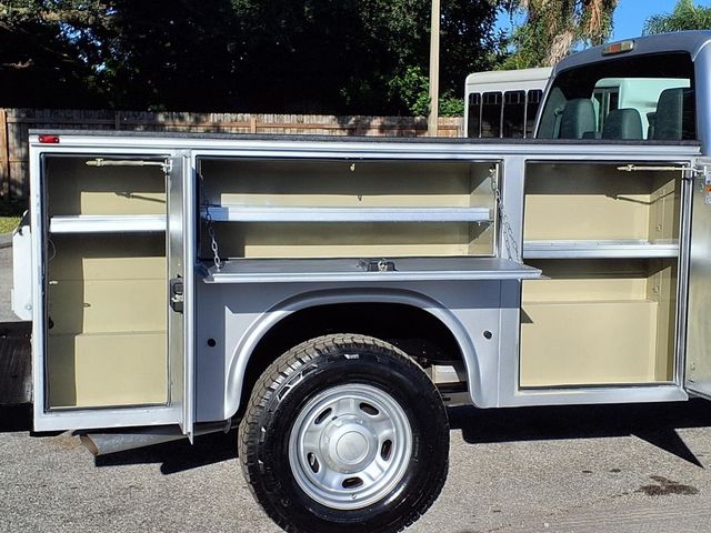 2016 Ford Super Duty F-250 SRW Crew Cab 8' Utility Truck - 23097654 - 19