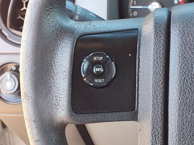 2016 Ford Super Duty F-250 SRW Crew Cab 8' Utility Truck - 23097654 - 26