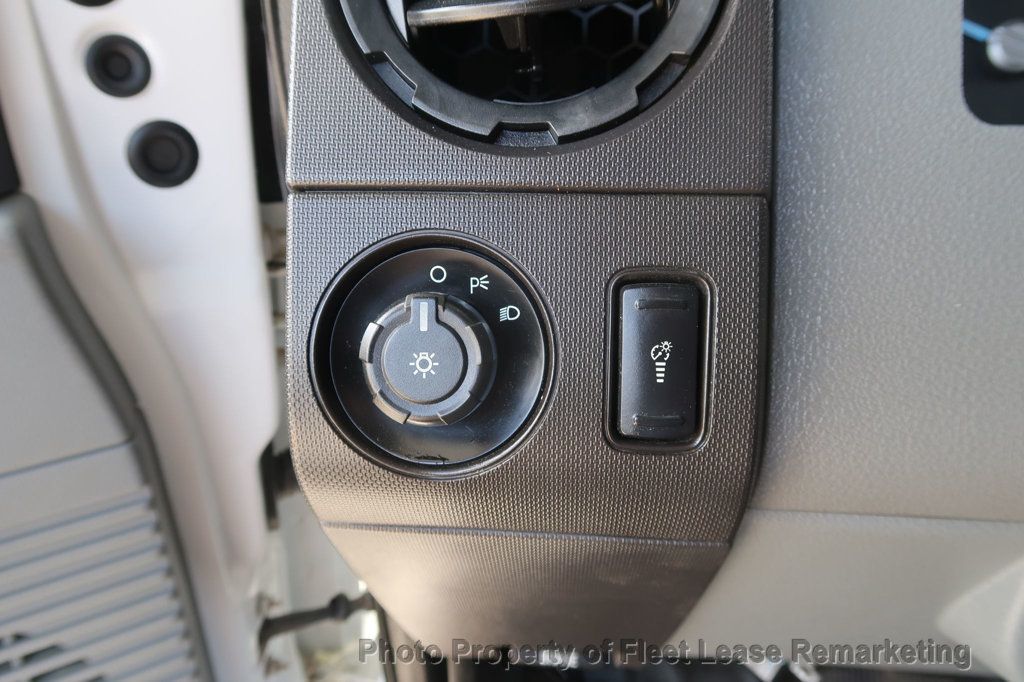 2016 Ford Super Duty F-250 SRW F250SD 2WD Reg Cab Utility - 23007100 - 28