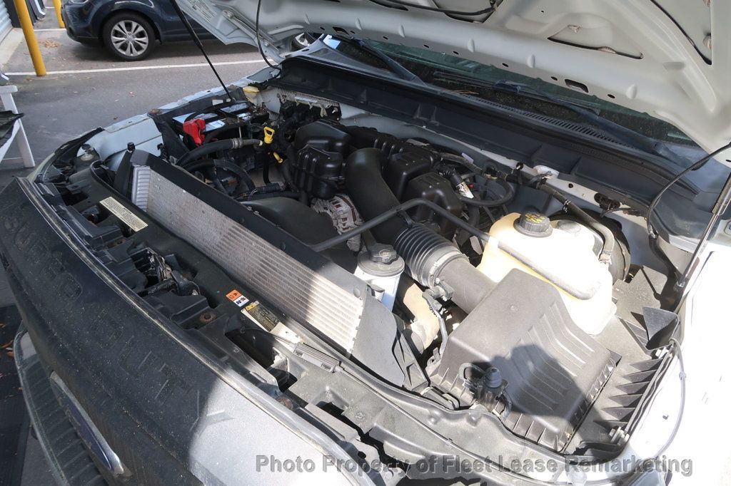 2016 Ford Super Duty F-250 SRW F250SD 2WD Reg Cab Utility - 23007100 - 29