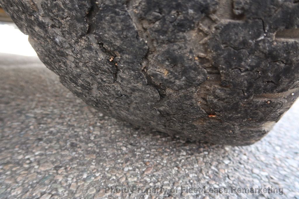 2016 Ford Super Duty F-250 SRW F250SD 2WD Reg Cab Utility - 23007100 - 36