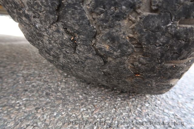 2016 Ford Super Duty F-250 SRW F250SD 2WD Reg Cab Utility - 23007100 - 36