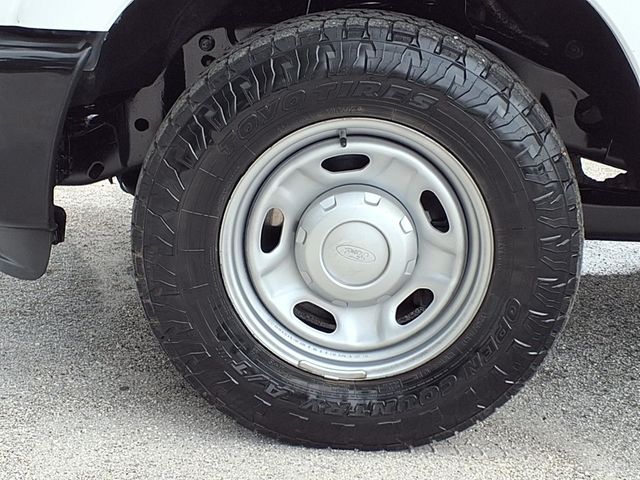 2016 Ford Super Duty F-250 SRW Super Cab 8' Utility Truck - 23082546 - 35