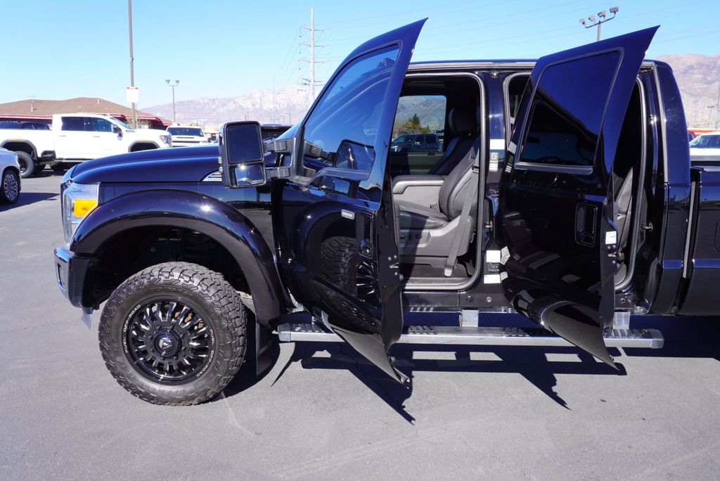 2016 Ford SUPER DUTY F-350 LARIAT - 22935835 - 22