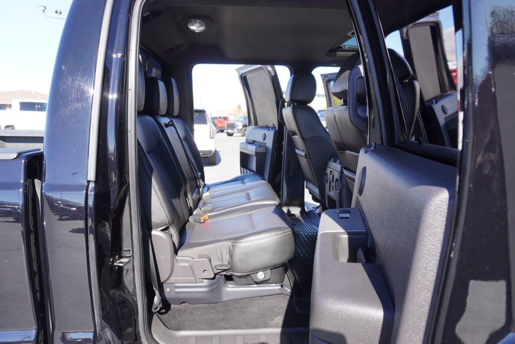 2016 Ford SUPER DUTY F-350 LARIAT - 22935835 - 24