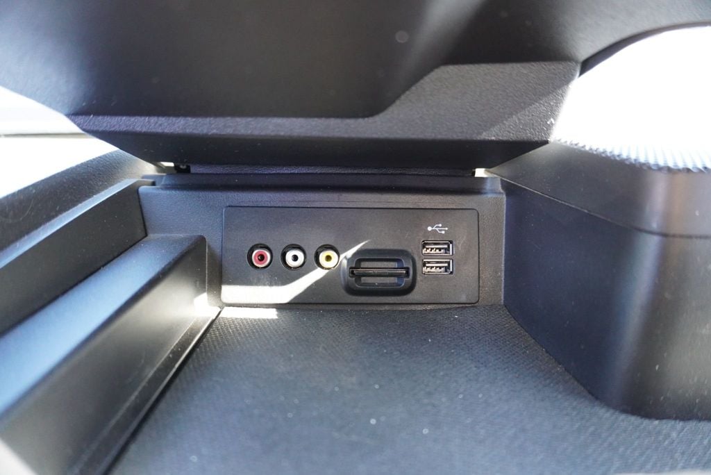 2016 Ford SUPER DUTY F-350 LARIAT - 22935835 - 38