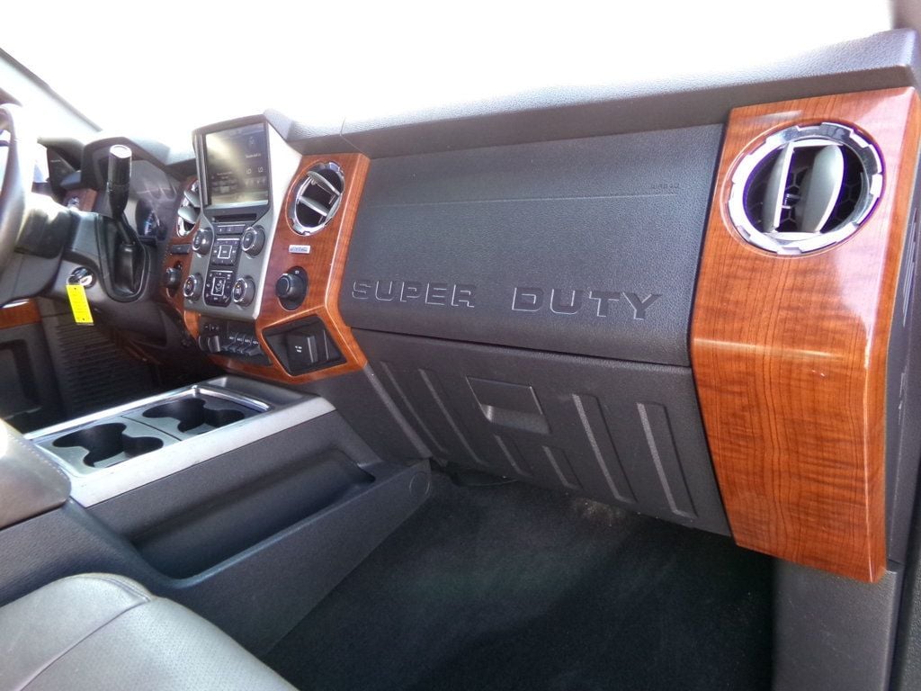 2016 Ford Super Duty F-350 DRW 4WD Crew Cab 172" King Ranch - 22974393 - 15