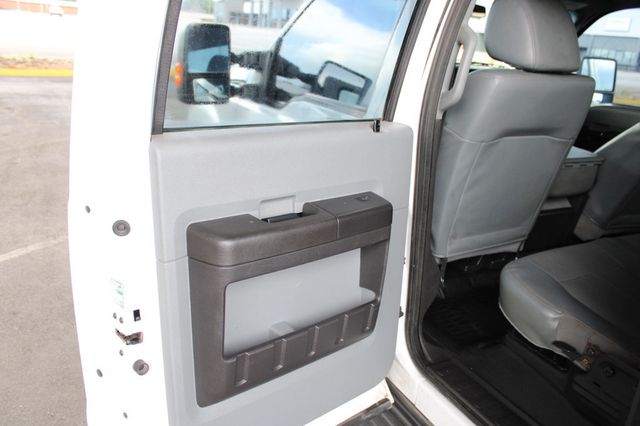 2016 Ford Super Duty F-350 DRW 4WD Crew Cab 172" XL - 23045123 - 13