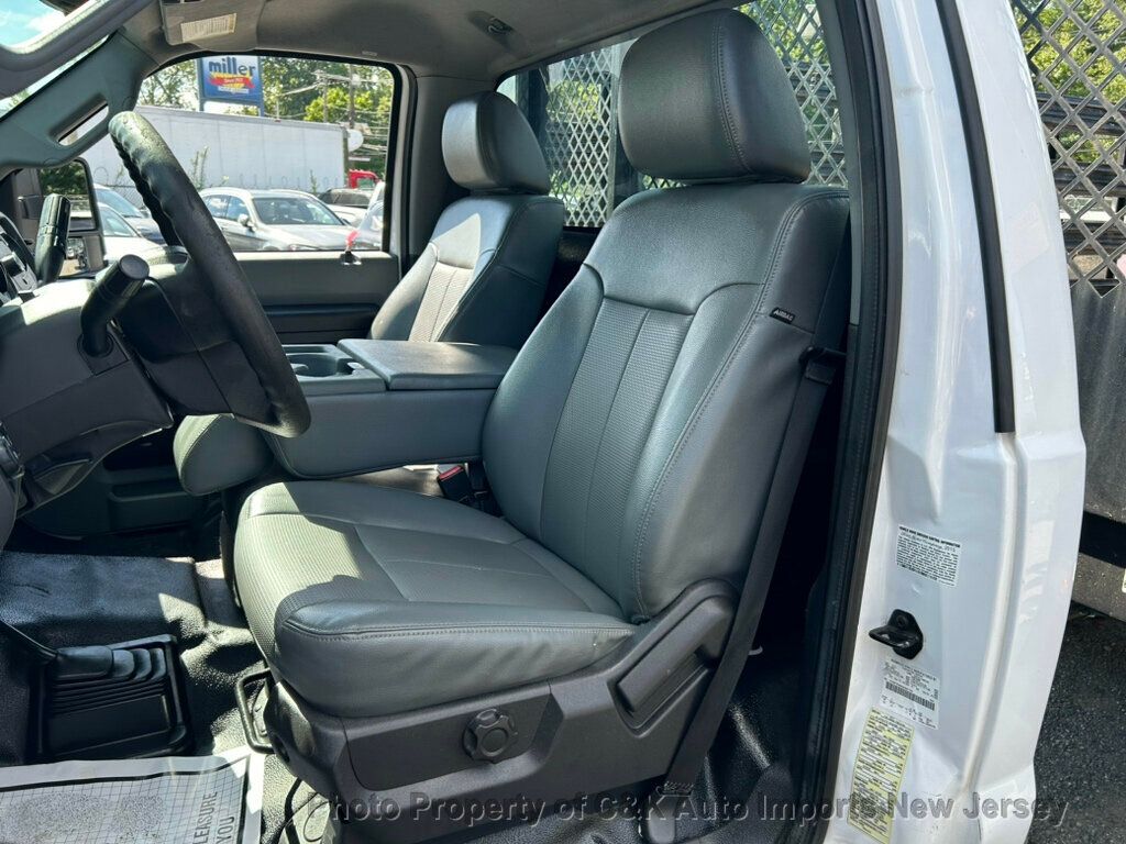 2016 Ford F-350 photo 23