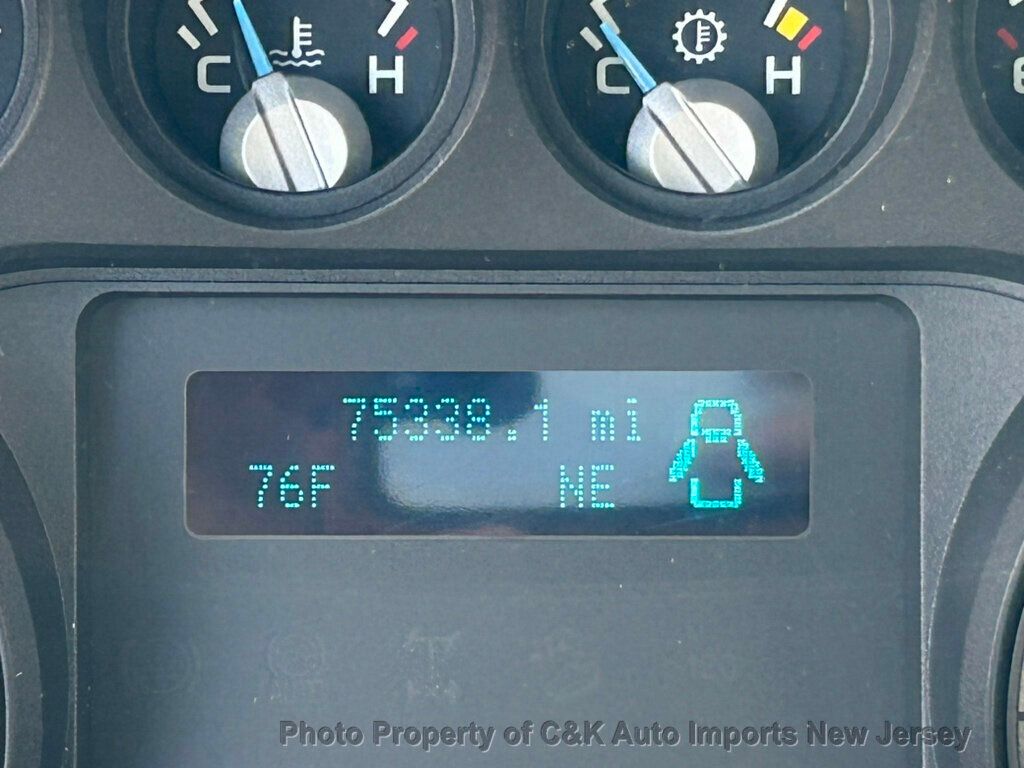 2016 Ford F-350 photo 27