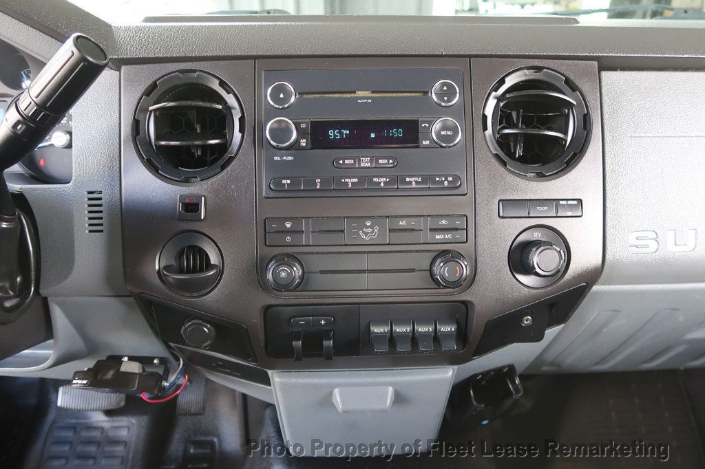 2016 Ford Super Duty F-350 DRW Cab-Chassis F350SD 2WD Reg Cab 12' Flatbed Rack DRW - 22995798 - 32