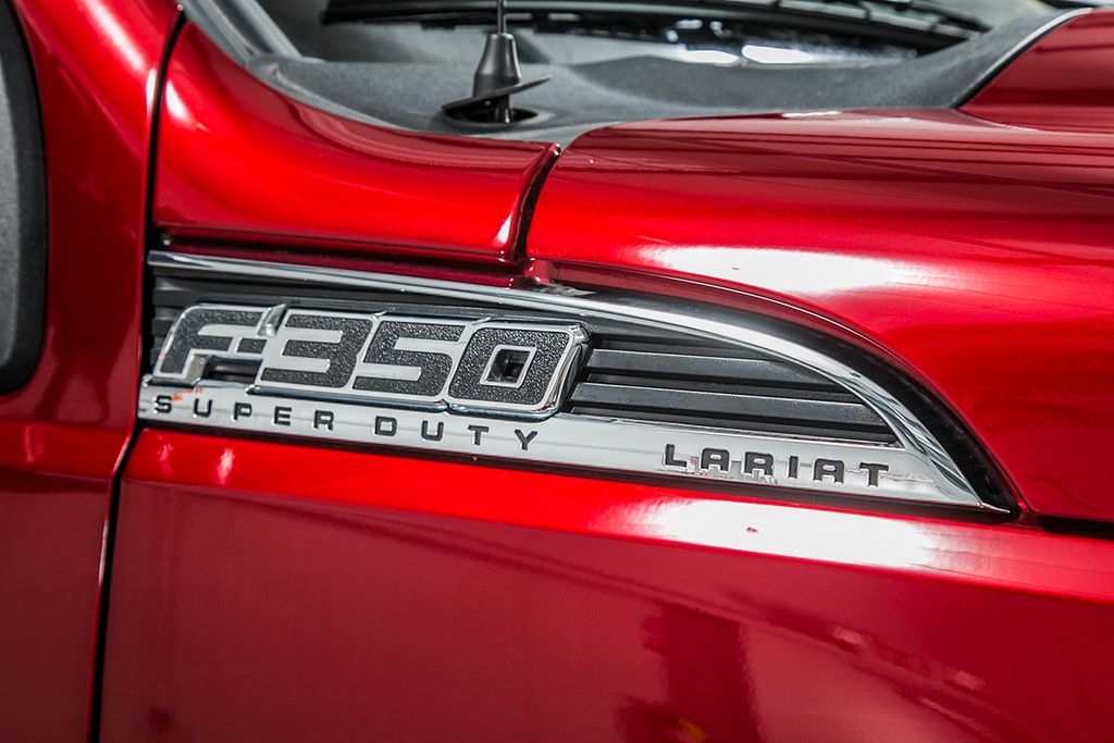2016 Ford Super Duty F-350 SRW 4WD Crew Cab 172" Lariat - 16192471 - 9