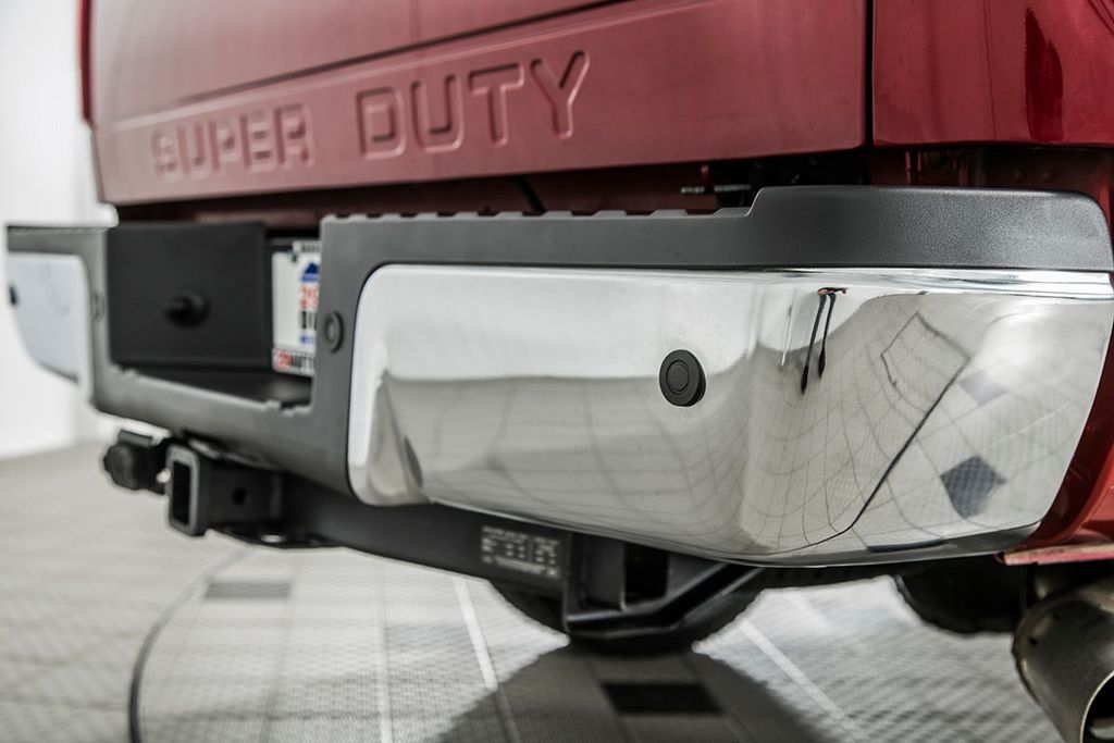 2016 Ford Super Duty F-350 SRW 4WD Crew Cab 172" Lariat - 16192471 - 12