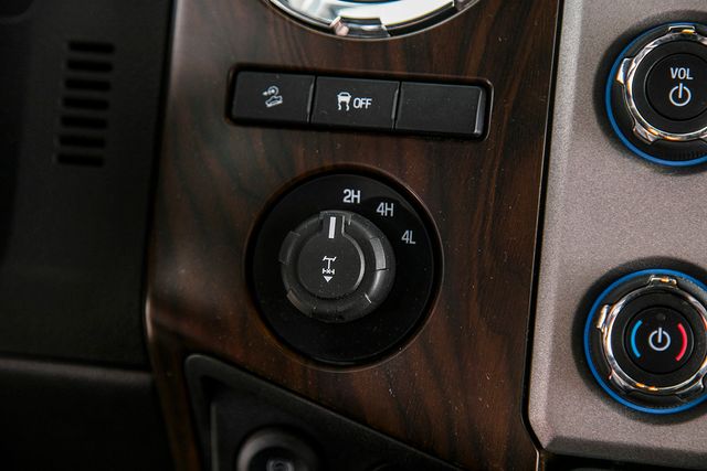 2016 Ford Super Duty F-350 SRW 4WD Crew Cab 172" Lariat - 16192471 - 24