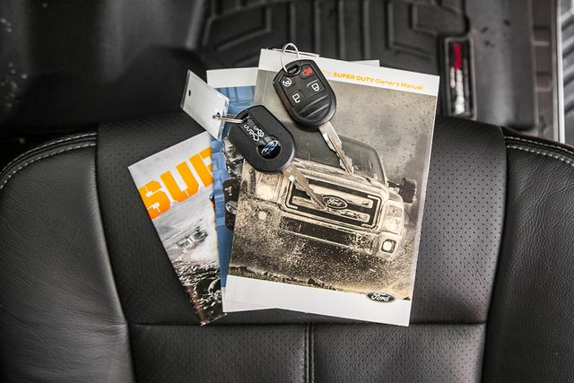 2016 Ford Super Duty F-350 SRW 4WD Crew Cab 172" Lariat - 16192471 - 38