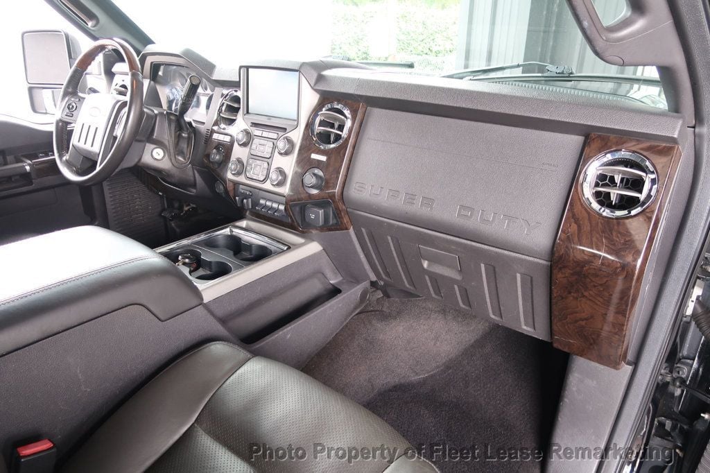 2016 Ford Super Duty F-350 SRW F350SD 4WD Crew Cab SWB Platinum  - 22904810 - 24